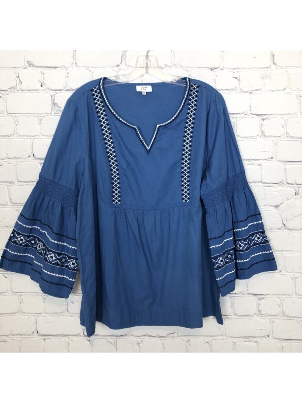 Crown & Ivy Blue Embroidered Long Sleeve Top Size XXL